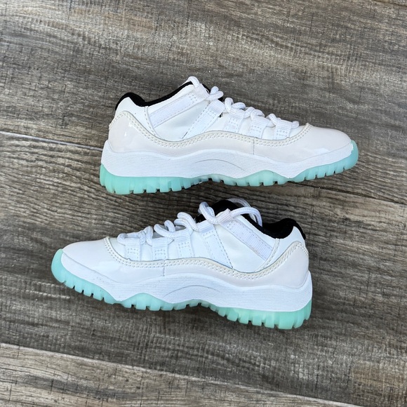 Jordan 11 retro low legend blue 8c - Picture 2 of 6